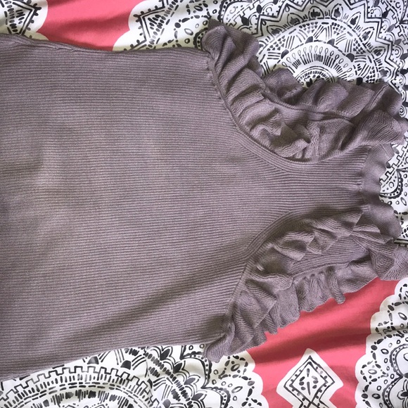 Cute knit Racerback top! - Picture 2 of 3